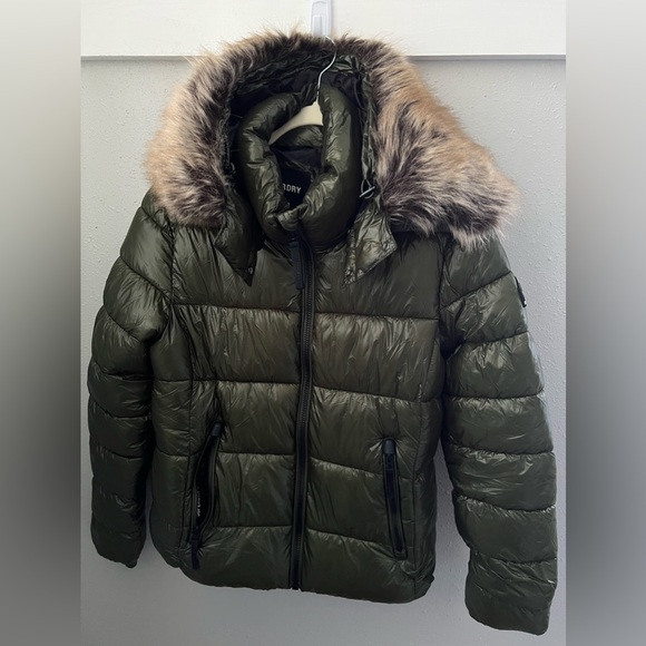 NWT Superdry Code MTN Fuji Shine Jacket Dark Moss Green Women Size 10 - Picture 2 of 11